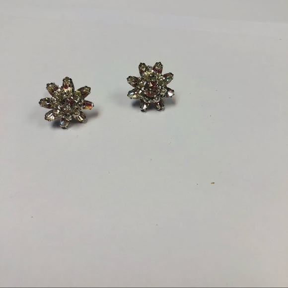 VINTAGE WEISS RHINESTONE EARRINGS - Picture 5 of 9